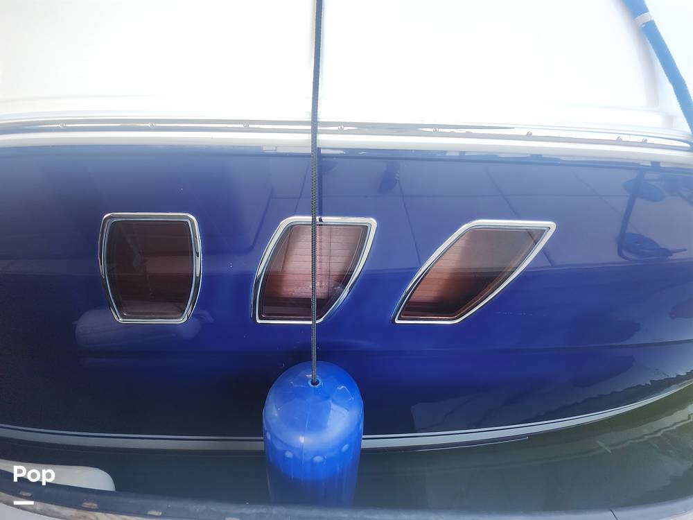 Slide: The Image of Sea Ray 38 Sundancer 2006 - 29