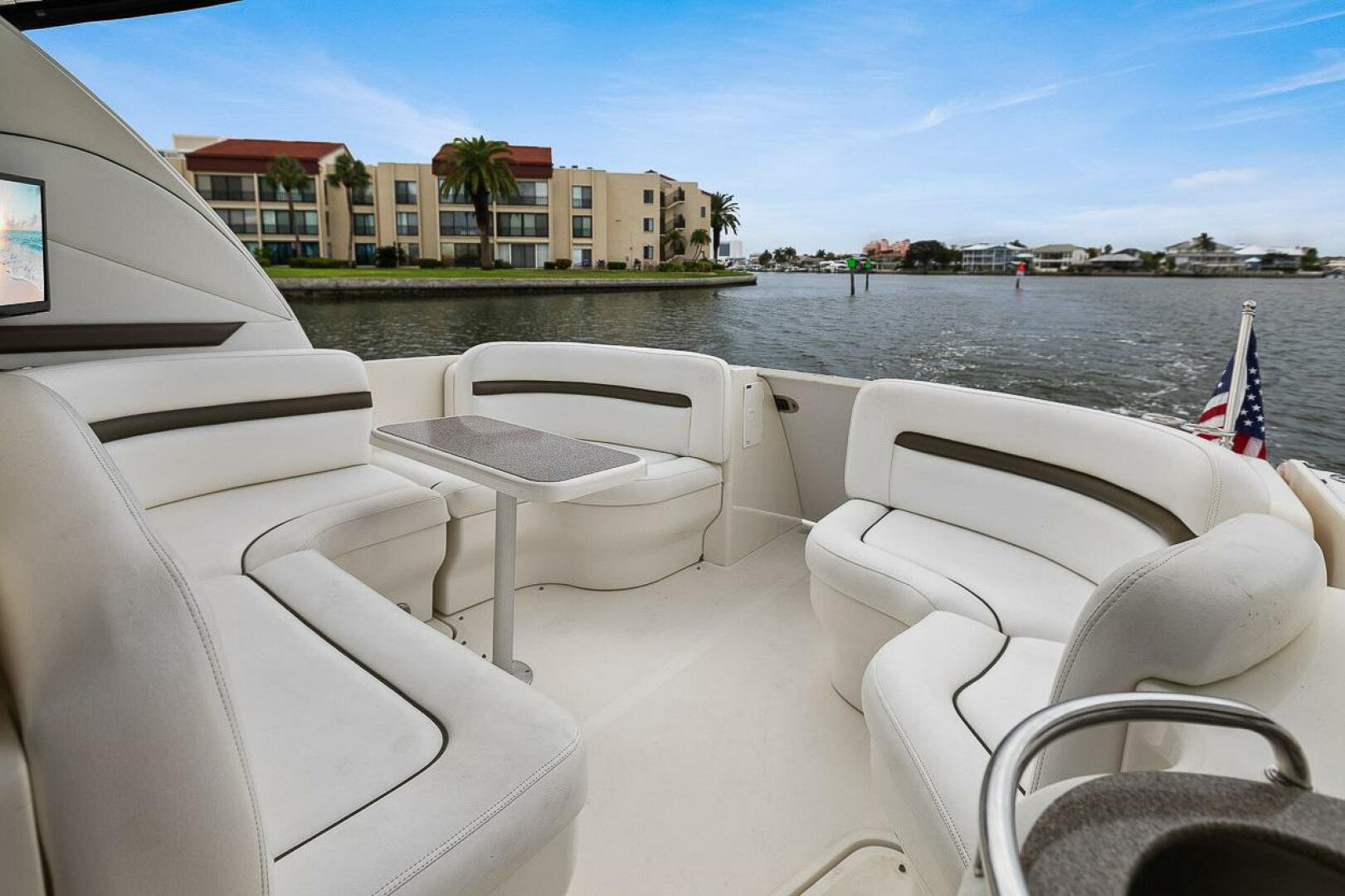 Slide: The Image of Sea Ray 38 Sundancer 2006 - 5458804