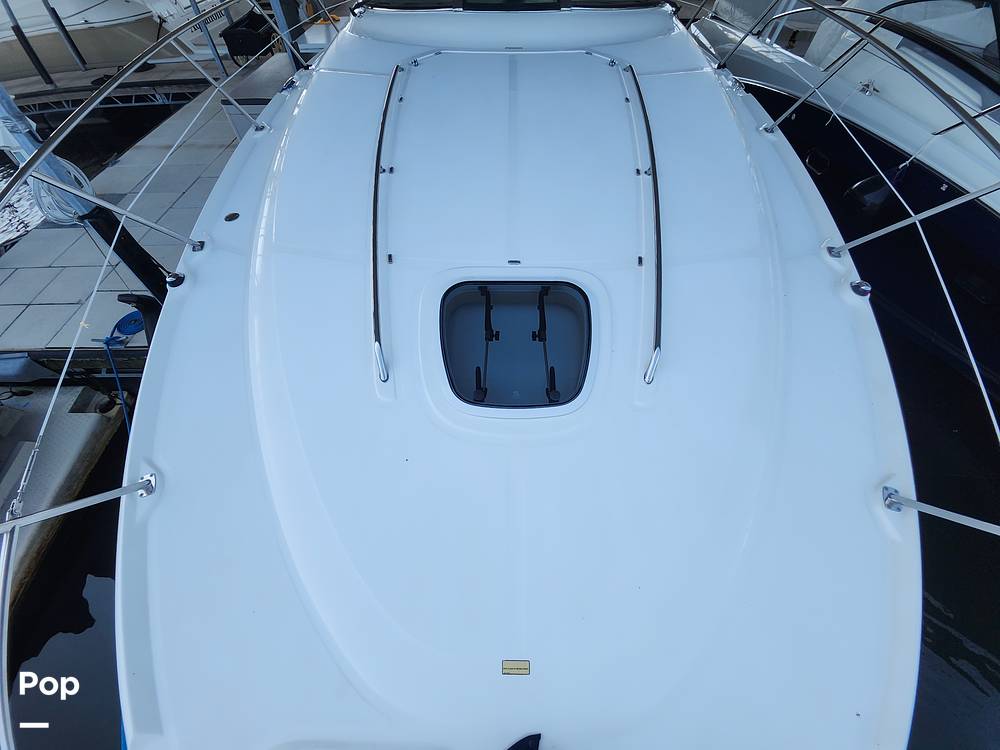 Slide: The Image of Sea Ray 38 Sundancer 2006 - 33