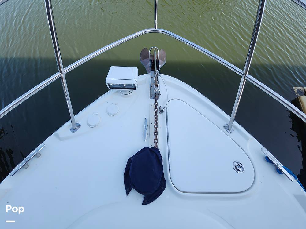 Slide: The Image of Sea Ray 38 Sundancer 2006 - 34