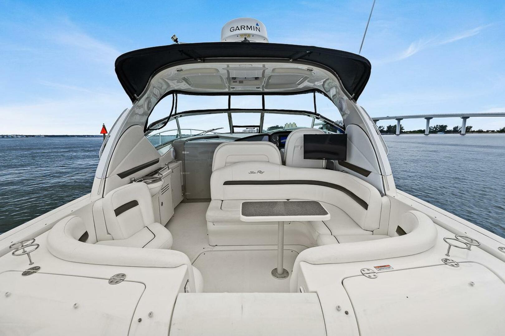 Slide: The Image of Sea Ray 38 Sundancer 2006 - 5458812