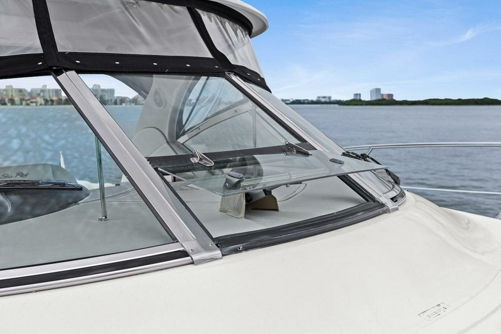 Slide: The Image of Sea Ray 38 Sundancer 2006 - 5458818