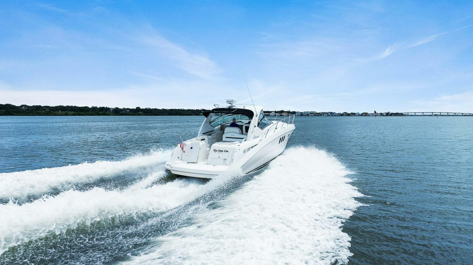 Slide: The Image of Sea Ray 38 Sundancer 2006 - 5458820