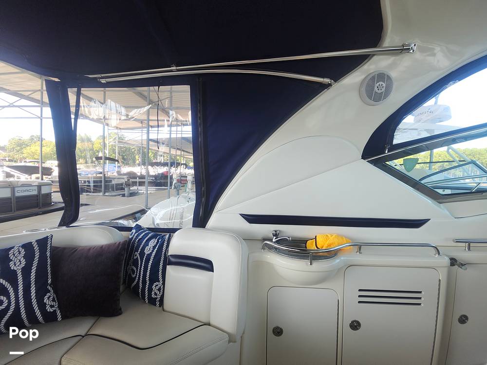 Slide: The Image of Sea Ray 38 Sundancer 2006 - 47