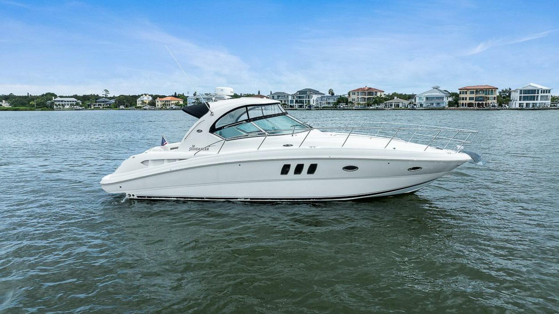 Slide: The Image of Sea Ray 38 Sundancer 2006 - 5458823