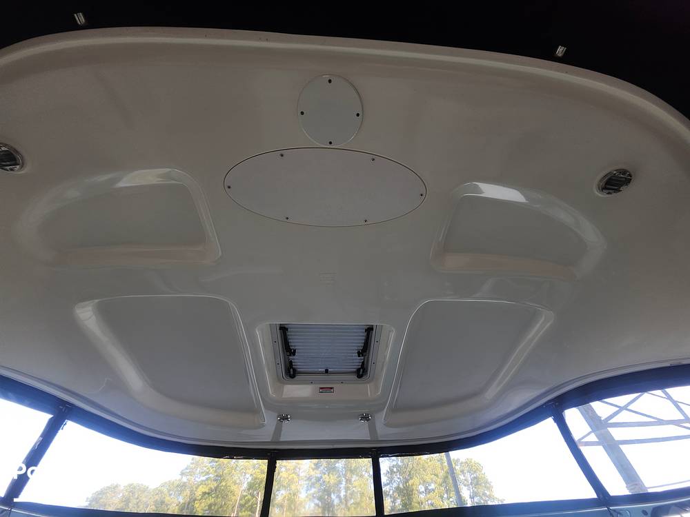 Slide: The Image of Sea Ray 38 Sundancer 2006 - 48