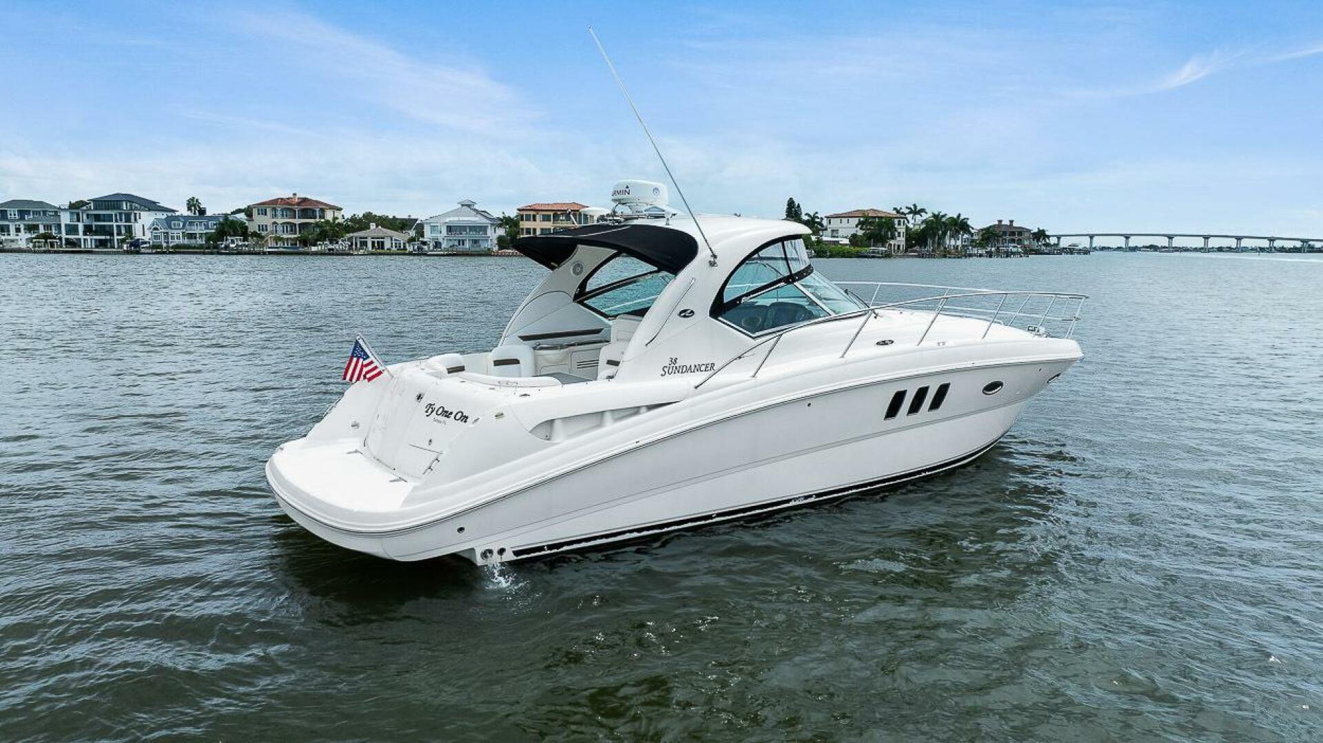 Slide: The Image of Sea Ray 38 Sundancer 2006 - 5458824