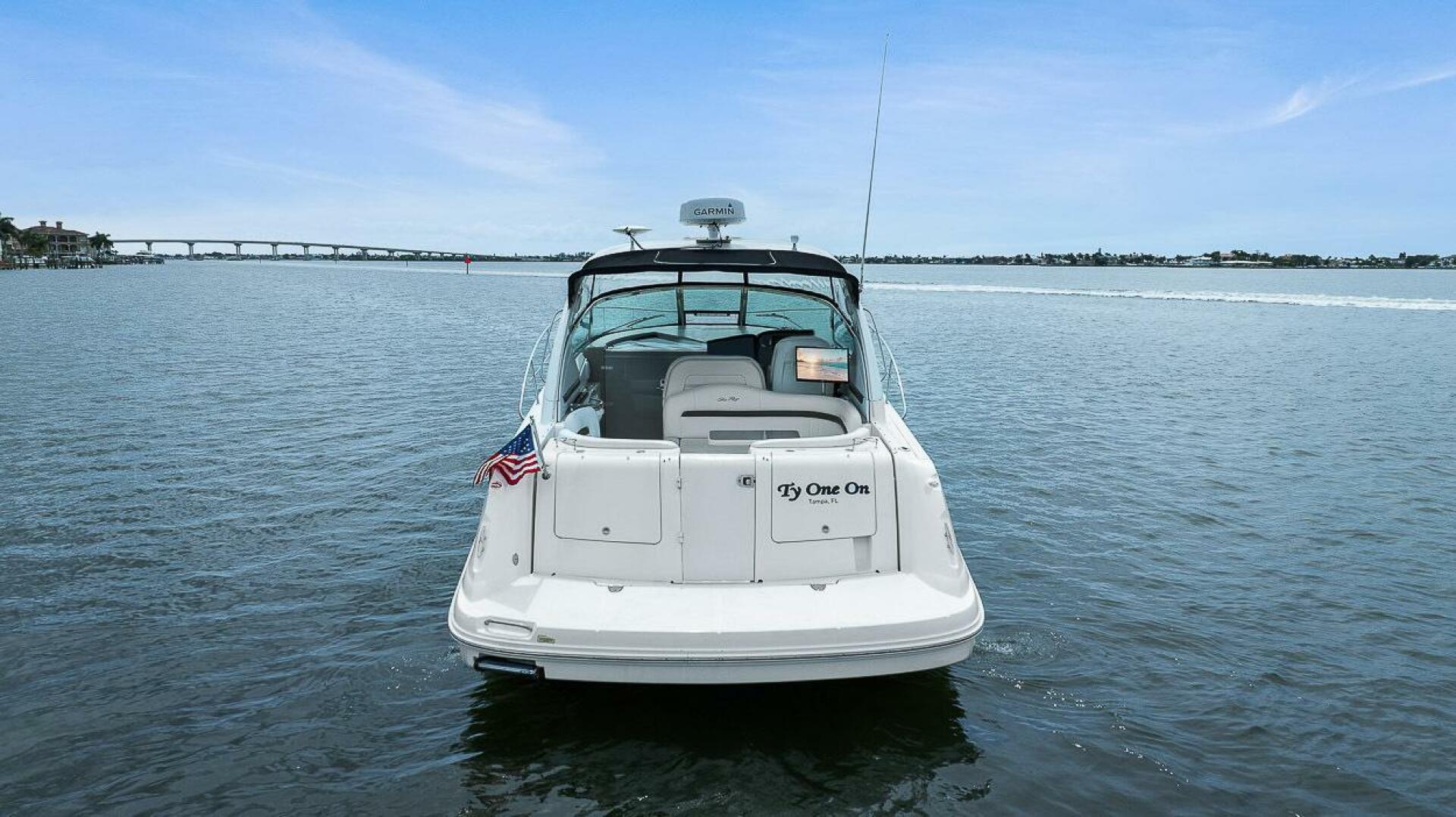 Slide: The Image of Sea Ray 38 Sundancer 2006 - 5458825