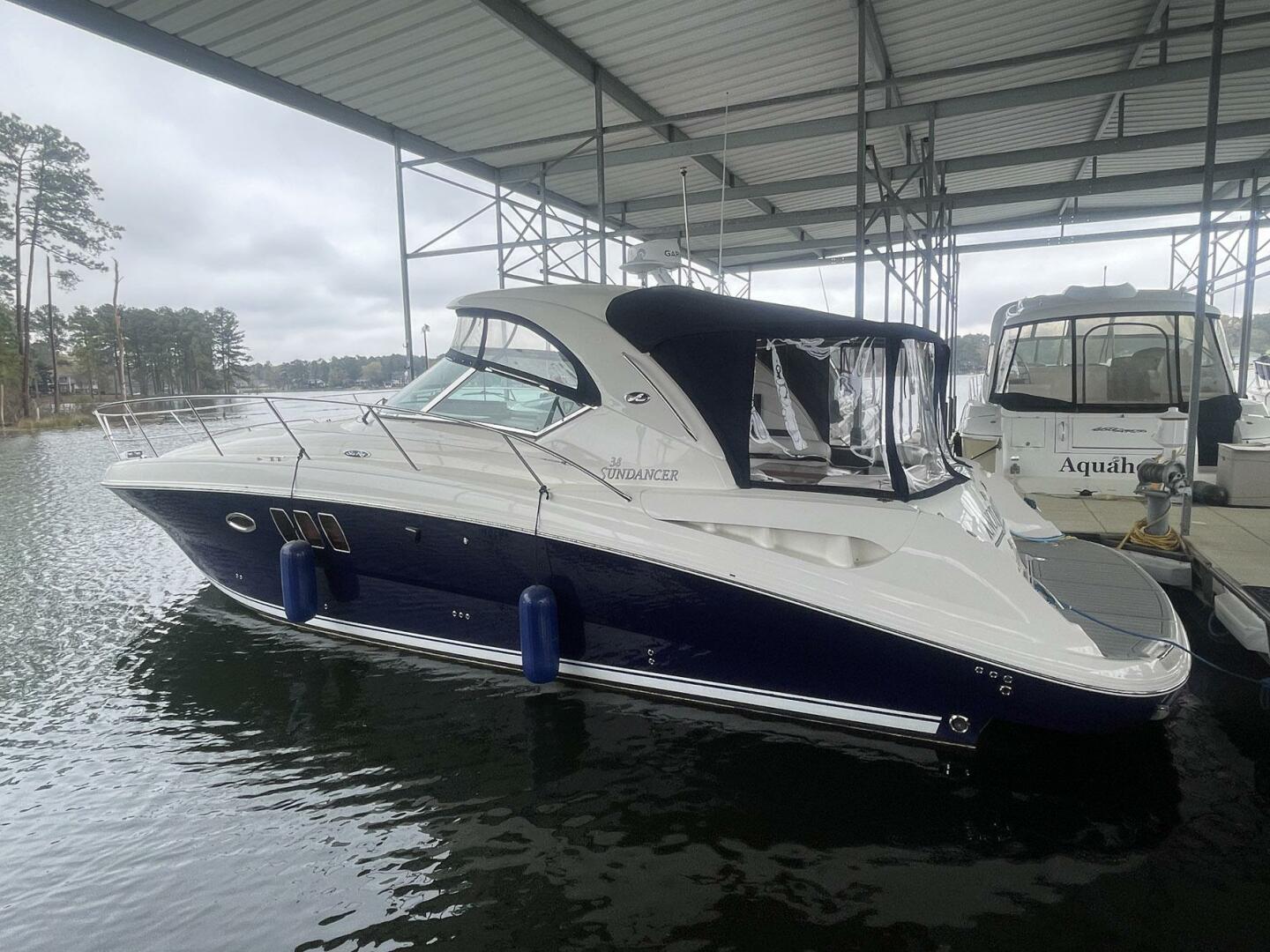 Slide: The Image of Sea Ray 38 Sundancer 2006 - 5157013