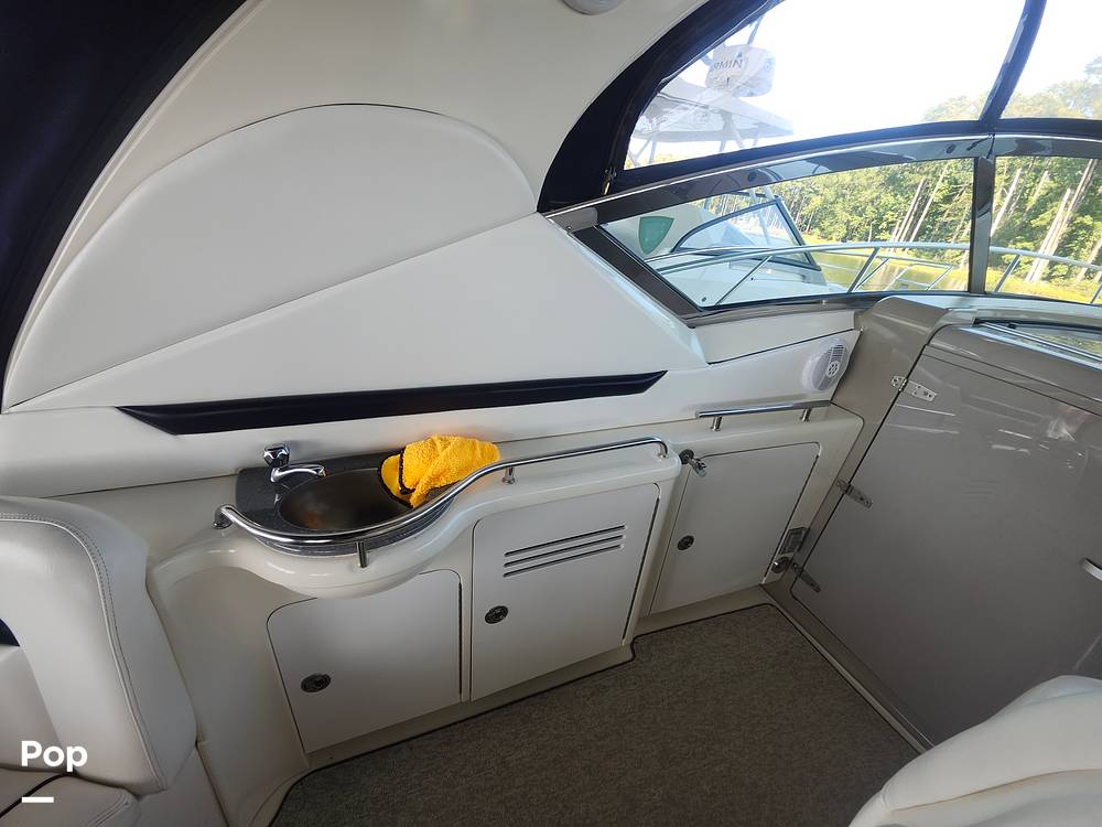 Slide: The Image of Sea Ray 38 Sundancer 2006 - 54
