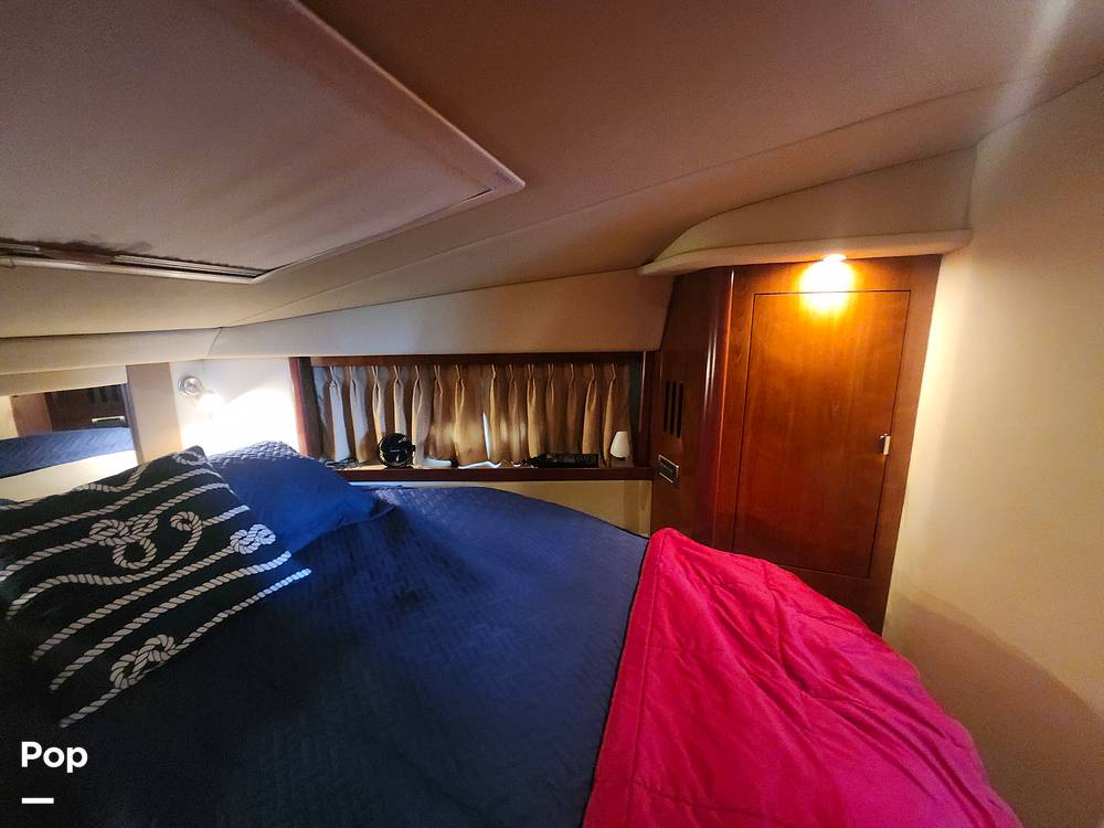 Slide: The Image of Sea Ray 38 Sundancer 2006 - 75