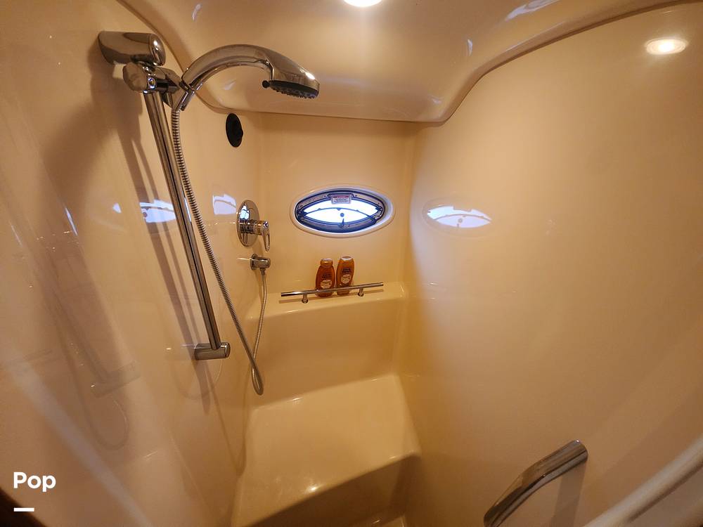 Slide: The Image of Sea Ray 38 Sundancer 2006 - 81