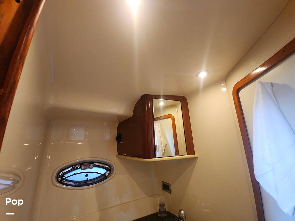 Slide: The Image of Sea Ray 38 Sundancer 2006 - 87