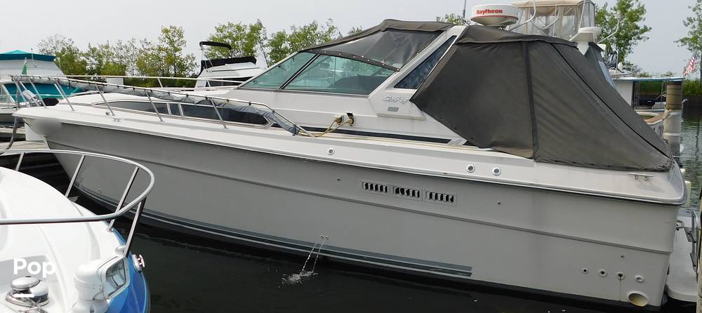 Slide: The Image of Sea Ray 390 Express 1986 - 12895711