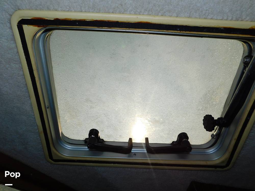 Slide: The Image of Sea Ray 390 Express 1986 - 12895817