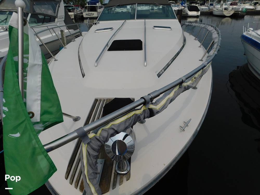 Slide: The Image of Sea Ray 390 Express 1986 - 12895717