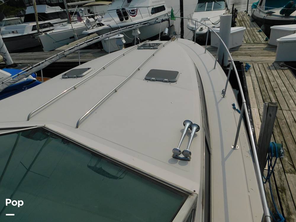 Slide: The Image of Sea Ray 390 Express 1986 - 12895727