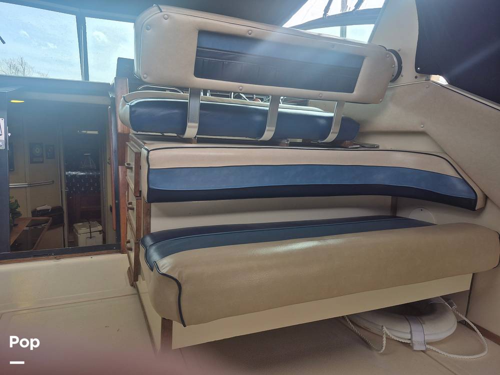 Slide: The Image of Sea Ray 390 Express 1986 - 15250831