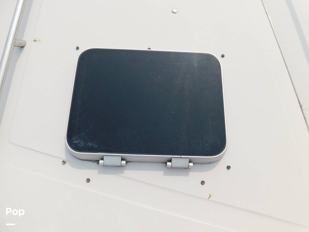 Slide: The Image of Sea Ray 390 Express 1986 - 12895729