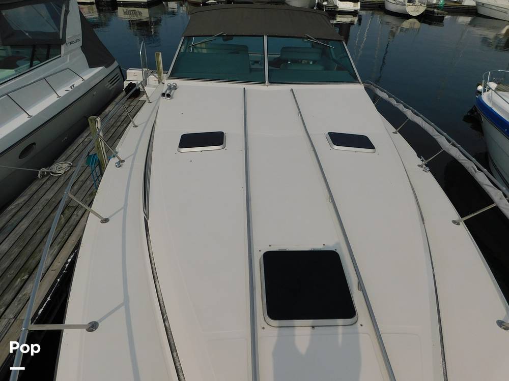 Slide: The Image of Sea Ray 390 Express 1986 - 12895733