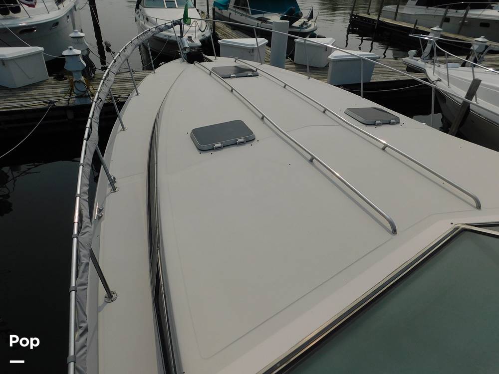 Slide: The Image of Sea Ray 390 Express 1986 - 12895736
