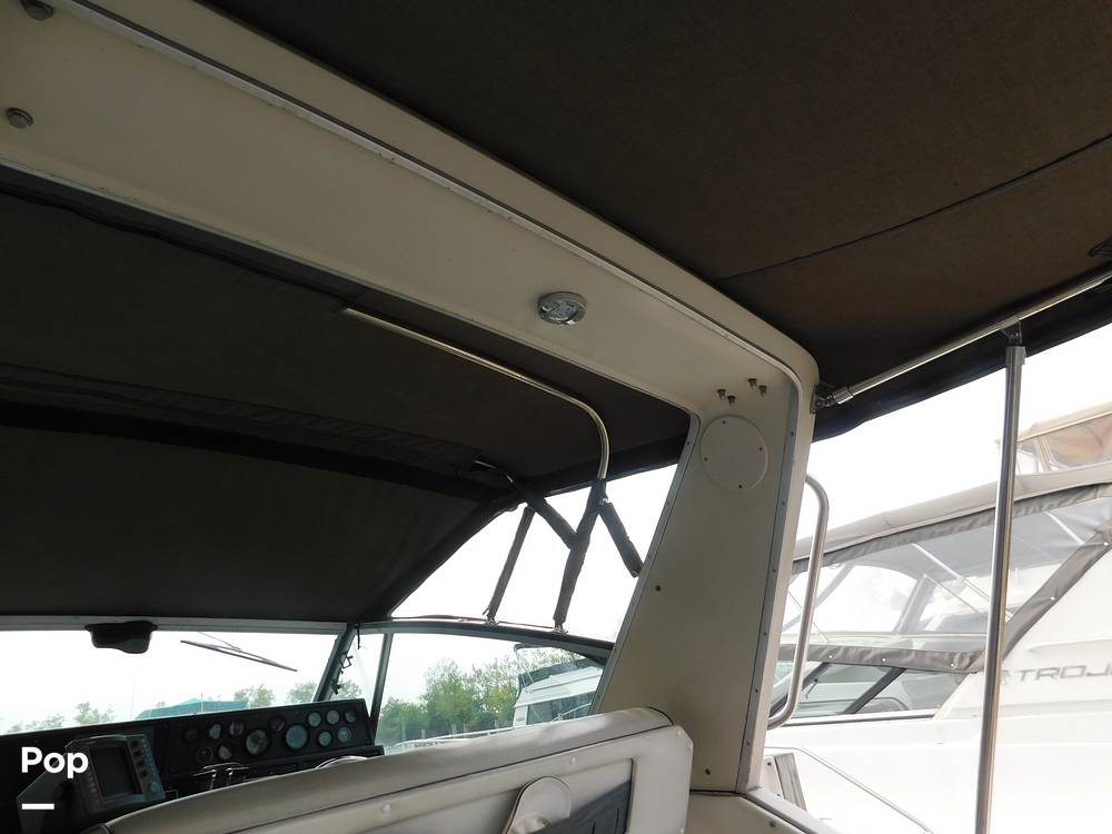 Slide: The Image of Sea Ray 390 Express 1986 - 12895753