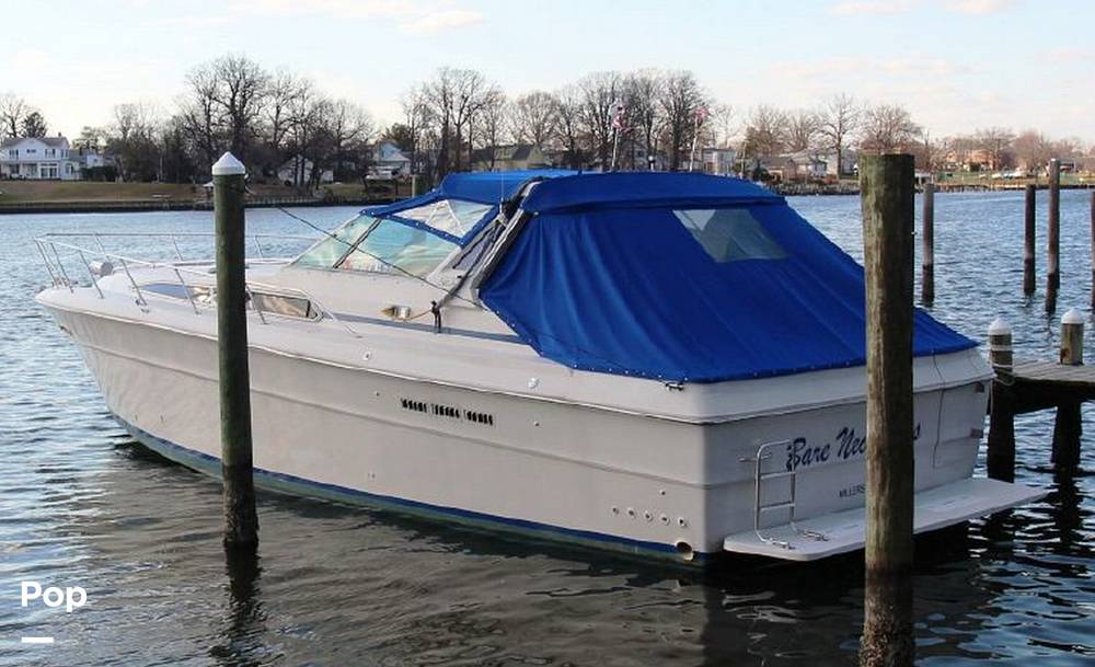 Slide: The Image of Sea Ray 390 Express Cruiser 1986 - 15116484