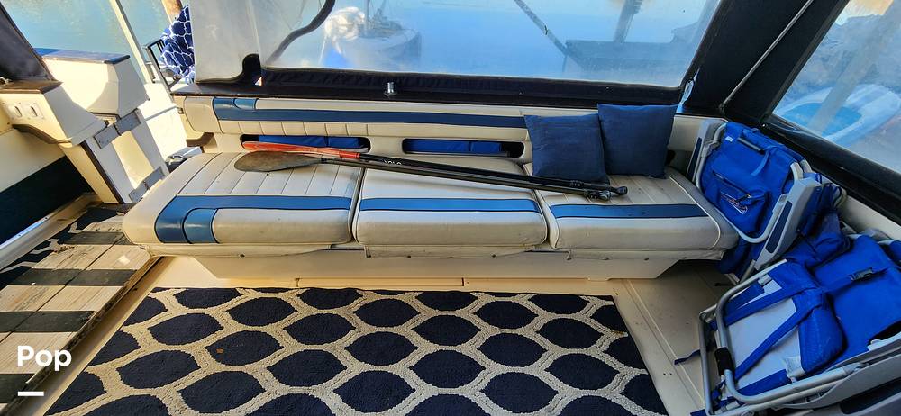 Slide: The Image of Sea Ray 390 Express Cruiser 1987 - 14930013