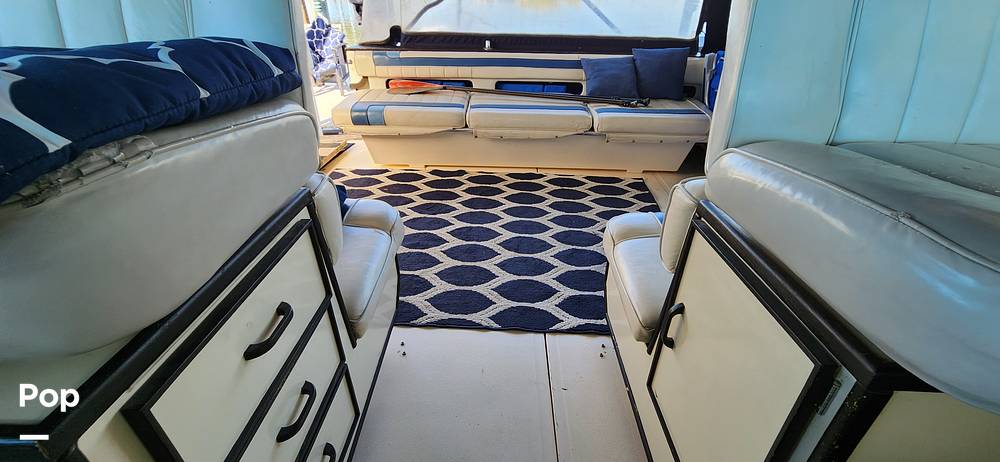 Slide: The Image of Sea Ray 390 Express Cruiser 1987 - 14930015