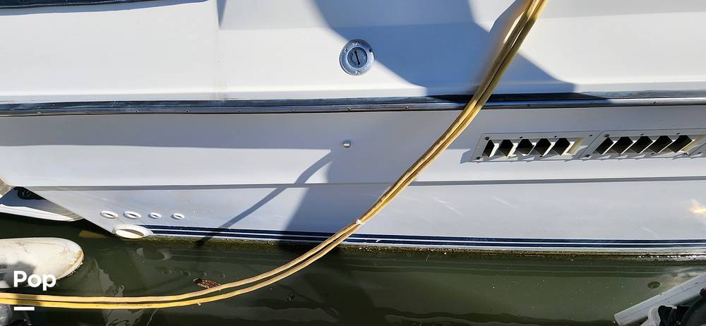 Slide: The Image of Sea Ray 390 Express Cruiser 1987 - 14929908