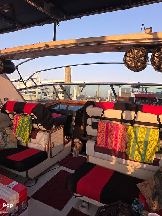 Slide: The Image of Sea Ray 390 Express Cruiser 1987 - 15399413