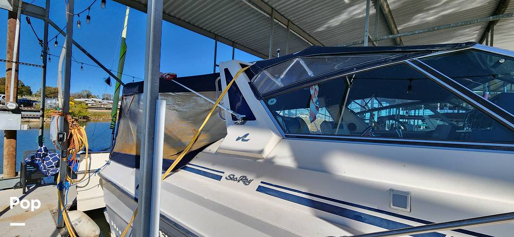 Slide: The Image of Sea Ray 390 Express Cruiser 1987 - 14929910