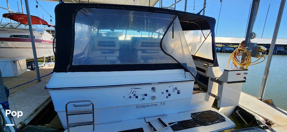 Slide: The Image of Sea Ray 390 Express Cruiser 1987 - 14929912