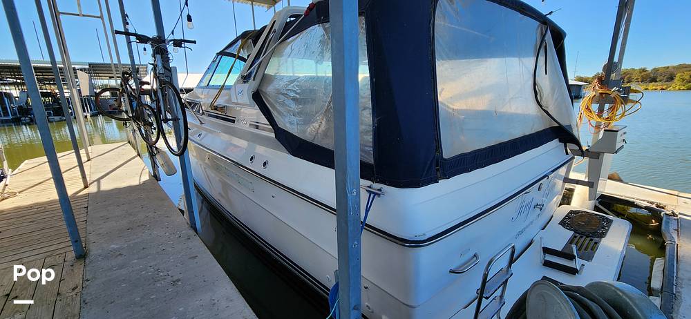 Slide: The Image of Sea Ray 390 Express Cruiser 1987 - 14929917
