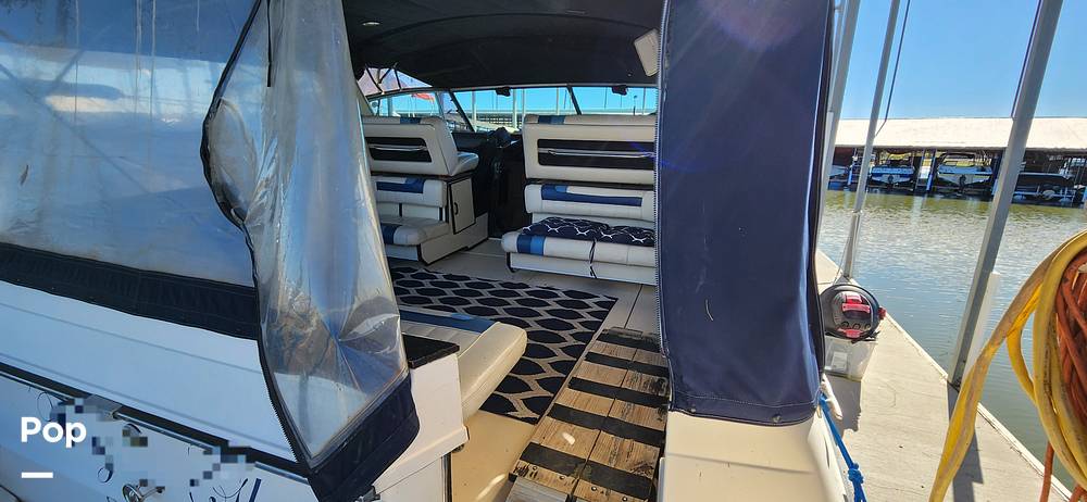 Slide: The Image of Sea Ray 390 Express Cruiser 1987 - 14929932