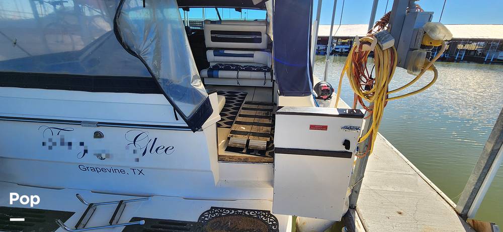 Slide: The Image of Sea Ray 390 Express Cruiser 1987 - 14929933