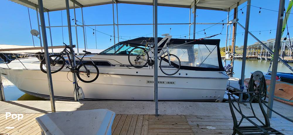 Slide: The Image of Sea Ray 390 Express Cruiser 1987 - 14929920