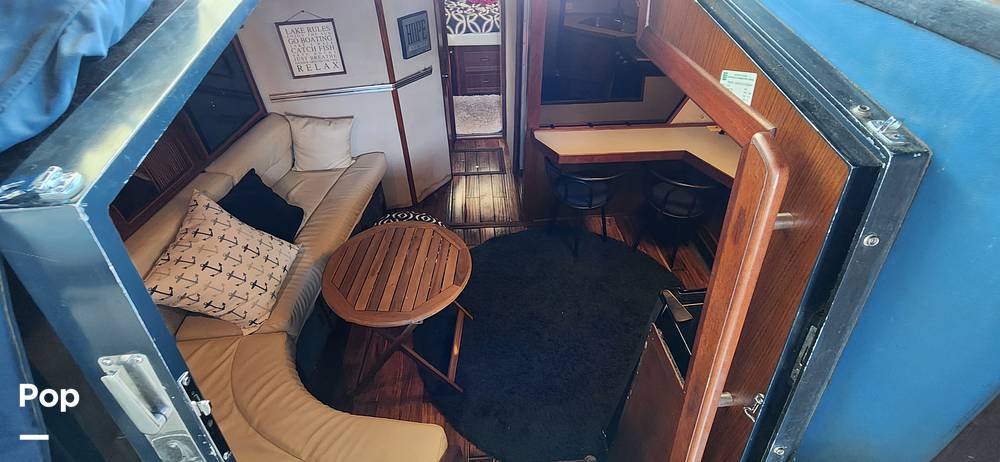 Slide: The Image of Sea Ray 390 Express Cruiser 1987 - 14929965