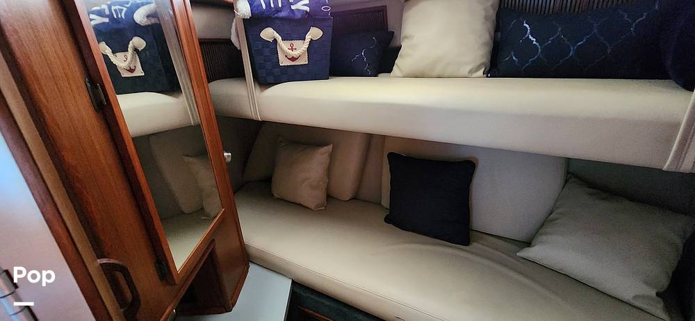 Slide: The Image of Sea Ray 390 Express Cruiser 1987 - 14929987
