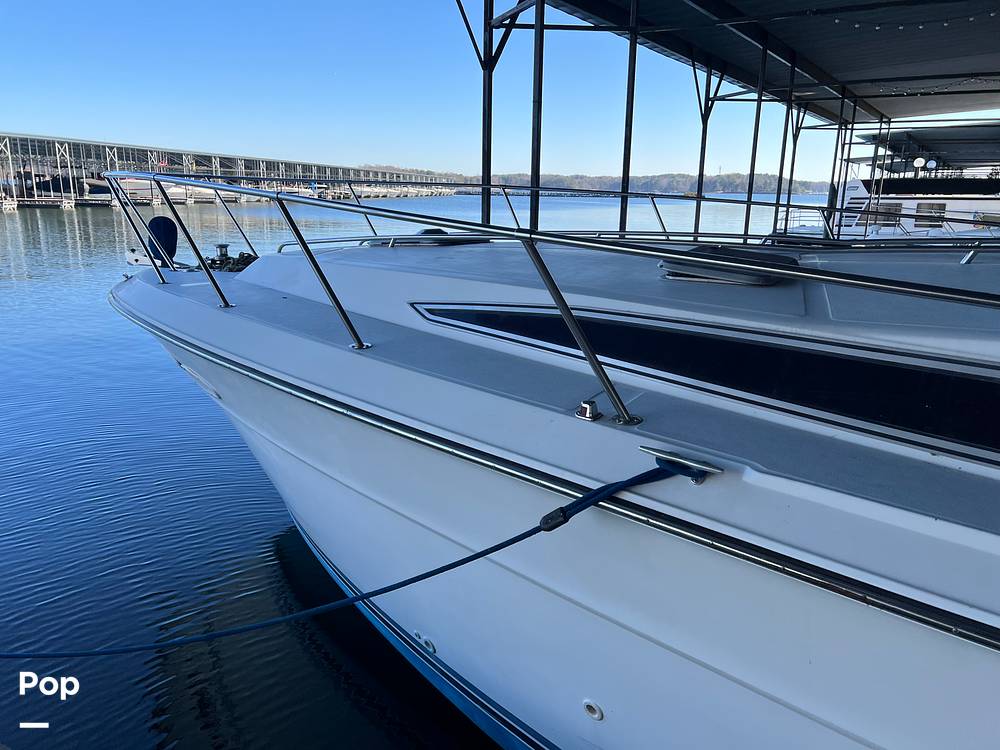 Slide: The Image of Sea Ray 390 Express Cruiser 1989 - 43
