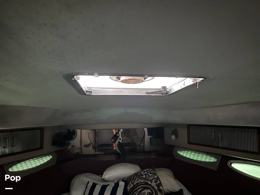Slide: The Image of Sea Ray 390 Express Cruiser 1989 - 85