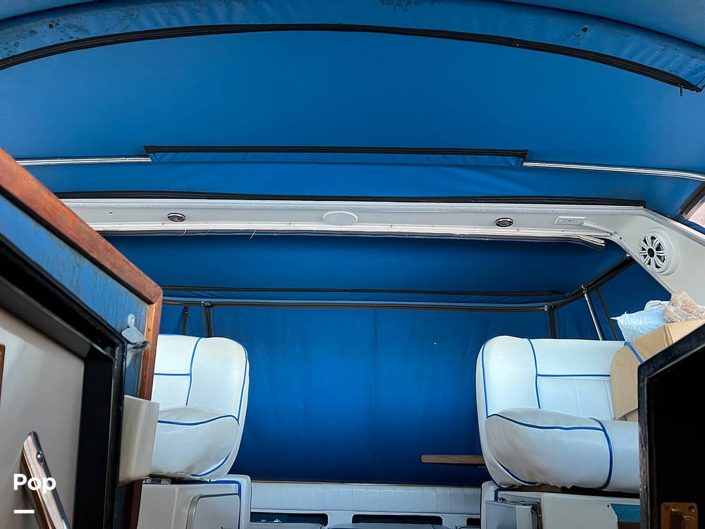 Slide: The Image of Sea Ray 390 Express Cruiser 1989 - 93