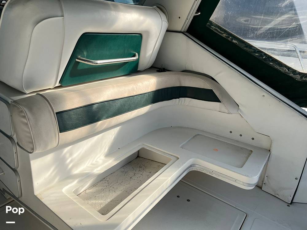 Slide: The Image of Sea Ray 390 Express Cruiser 1990 - 13270244
