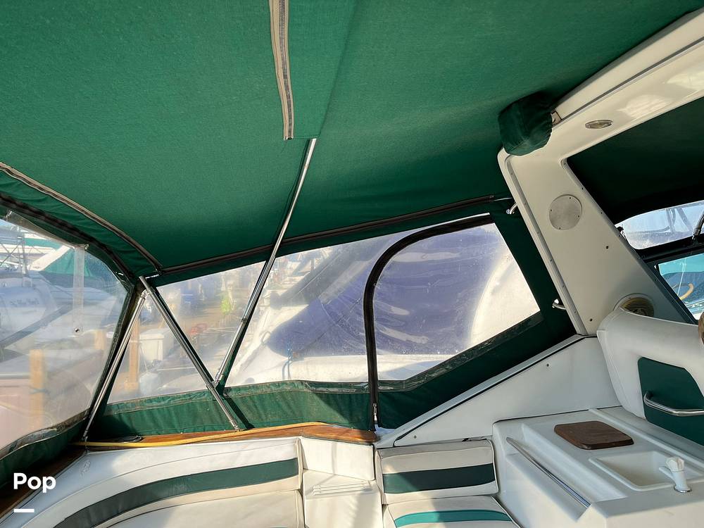 Slide: The Image of Sea Ray 390 Express Cruiser 1990 - 13270322