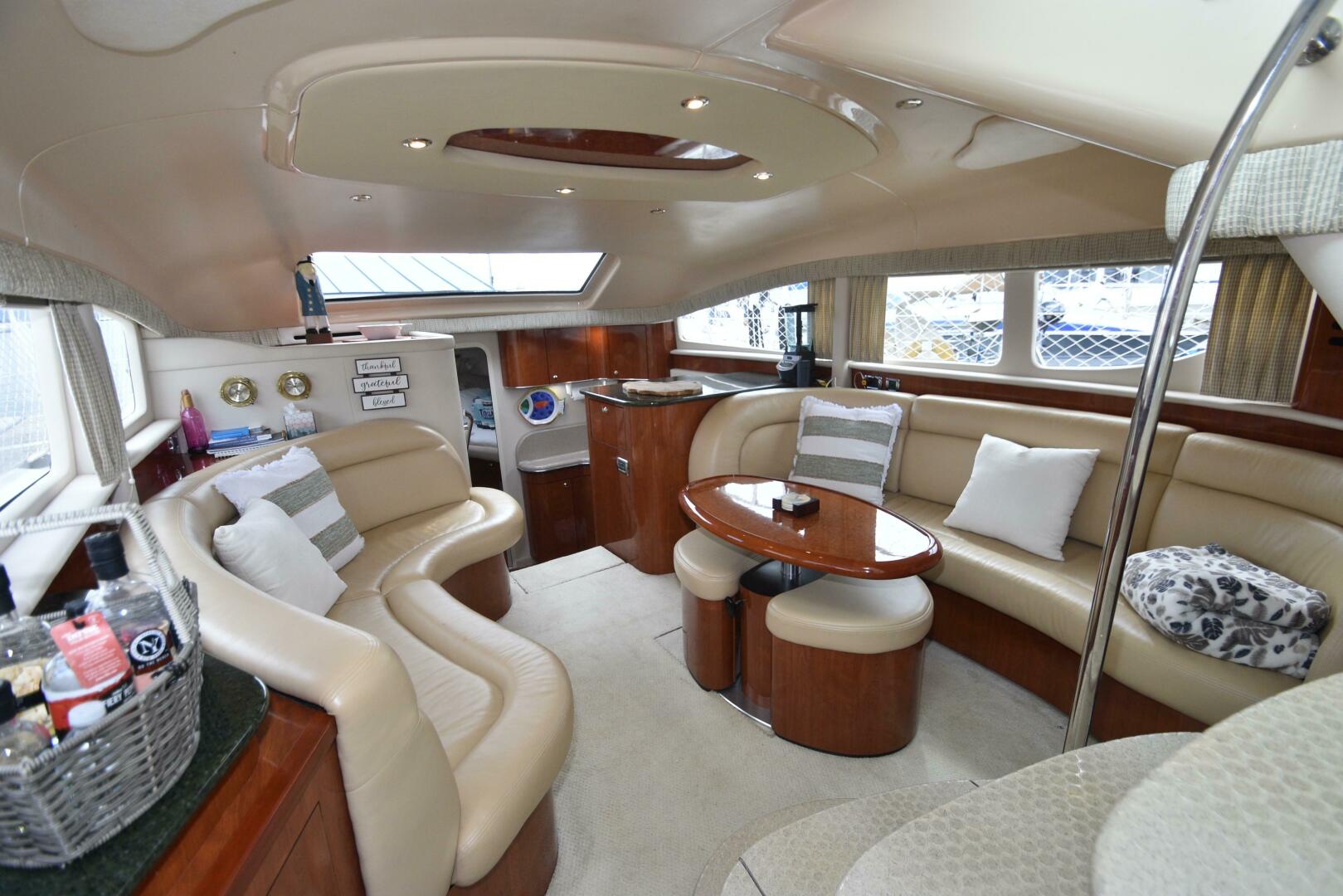 Slide: The Image of Sea Ray 390 Motor Yacht 2003 - 4505768