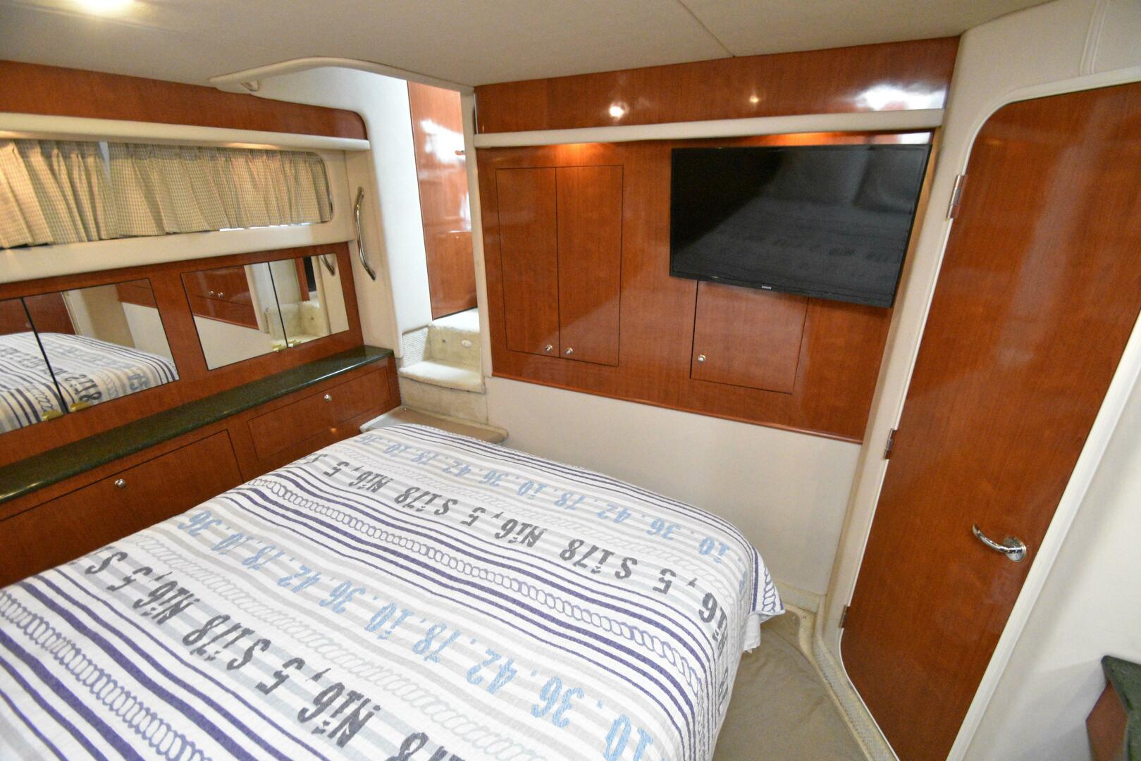 Slide: The Image of Sea Ray 390 Motor Yacht 2003 - 4505773