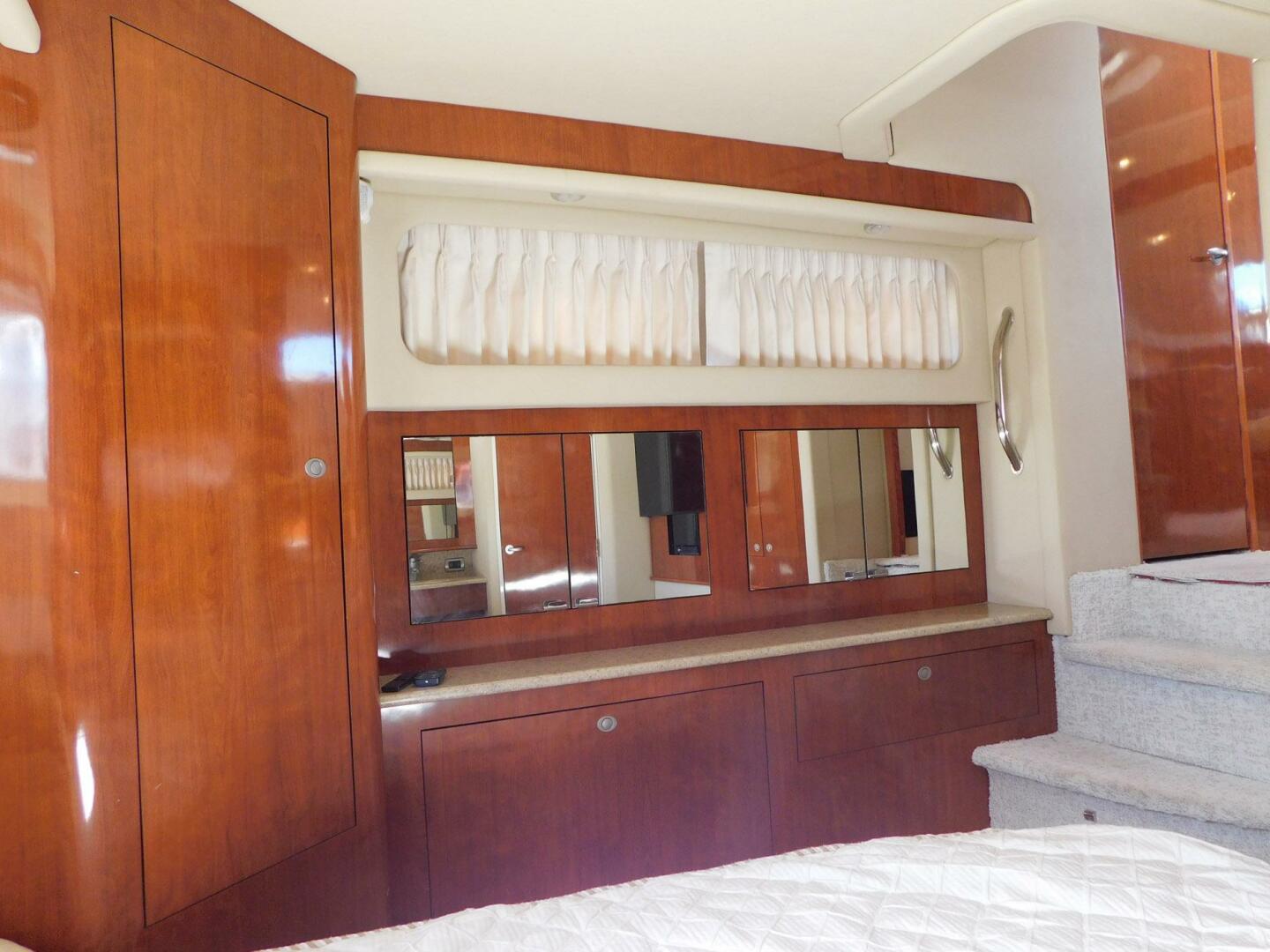 Slide: The Image of Sea Ray 390 Motor Yacht 2004 - 5402689