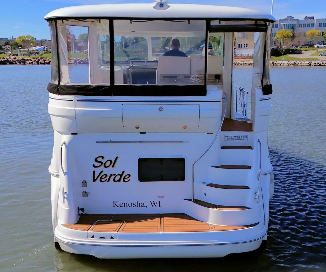 Slide: The Image of Sea Ray 390 Motor Yacht 2004 - 4772286