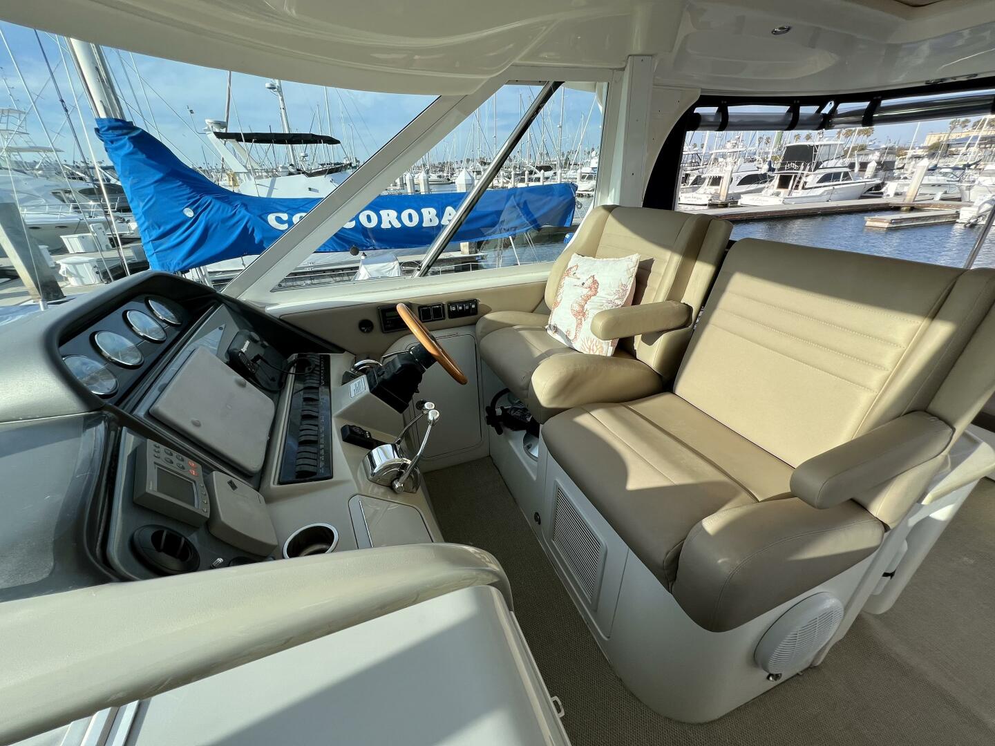 Slide: The Image of Sea Ray 390 Motor Yacht 2005 - 5074128