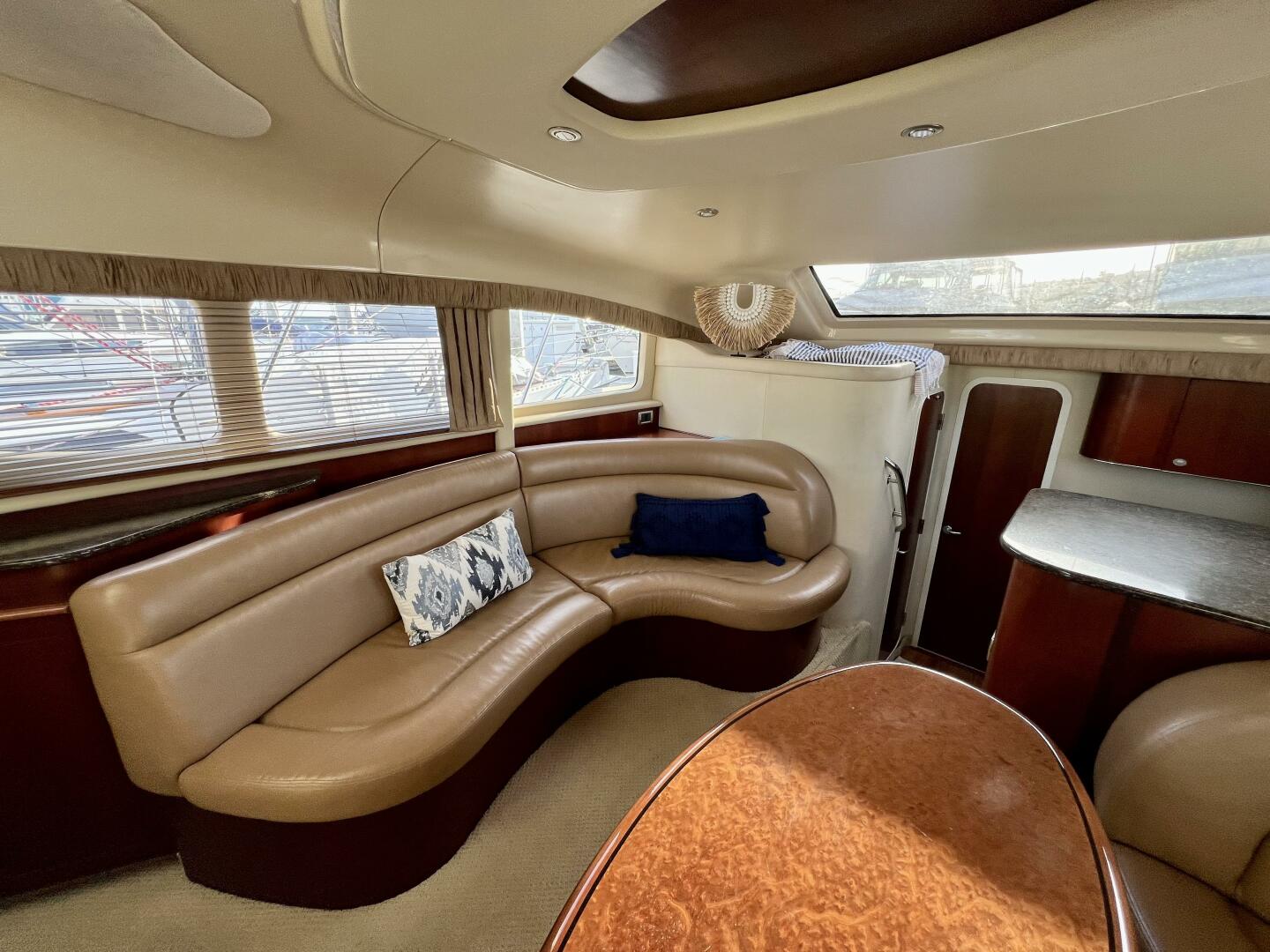 Slide: The Image of Sea Ray 390 Motor Yacht 2005 - 5074136